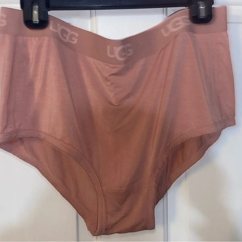 UGG High-Waist Briefs cheeky boy short in Dusty Rose Mauve